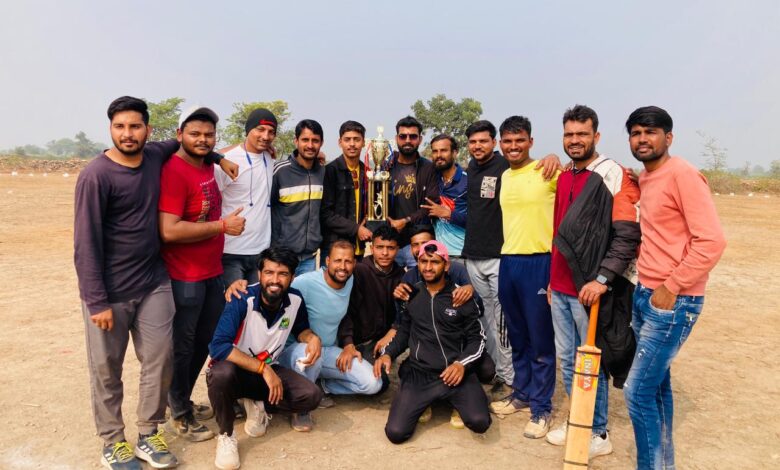 सात दिवसीय क्रिकेट टूर्नामेंट में सिंगोली टीम रही विजेता सात दिवसीय क्रिकेट टूर्नामेंट में सिंगोली टीम रही विजेता
