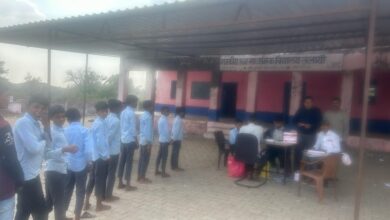 सीएमएचओ ने किया औचक निरीक्षण, सिकल सेल स्क्रीनिंग का लिया जायजा