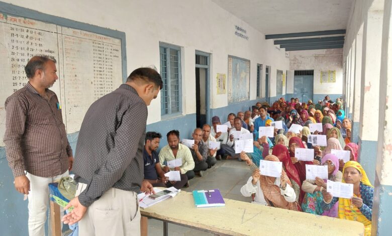 मतदान केंद्रों पर ‘‘आओ बूथ चले अभियान‘‘ मतदान केंद्रों पर ‘‘आओ बूथ चले अभियान‘‘