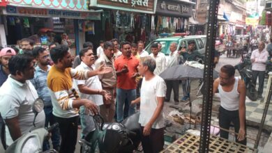 अतिक्रमण हटाने की संयुक्त कार्यवाही नगरपरिषद, पुलिस प्रशासन, यातायात विभाग की संयुक्त टीम द्वारा निरन्तर जारी