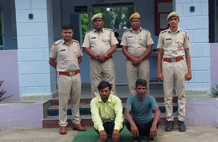 सिहाड लैम्पस में ट्रक से चोरी किये गये सोयाबीन के 809 कट्टे बरामद 02 अभियुक्त गिरफ्तार सिहाड लैम्पस में ट्रक से चोरी किये गये सोयाबीन के 809 कट्टे बरामद 02 अभियुक्त गिरफ्तार