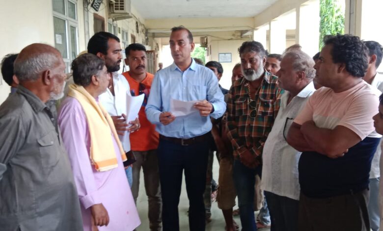 स्वच्छ भारत अभियान की उड़ रही धज्जियां : नेता प्रतिपक्ष सुशील गुर्जर स्वच्छ भारत अभियान की उड़ रही धज्जियां : नेता प्रतिपक्ष सुशील गुर्जर
