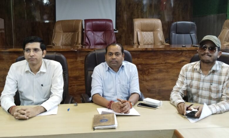 सिकल सेल एनीमिया संक्रामक बीमारी नहीं है। सिकल सेल एनीमिया संक्रामक बीमारी नहीं है।