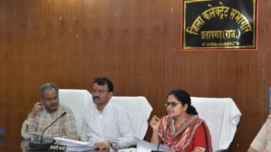 उप मुख्यमंत्री डॉ. प्रेम चंद बैरवा ने बैठक लेकर बजट घोषणाओं के समयबद्ध क्रियान्वयन के दिए निर्देश