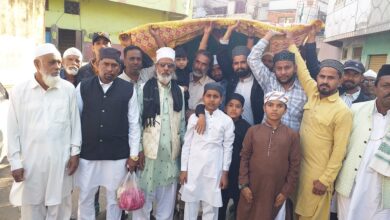 चादर पेश कर मांगी अमन-चैन चैन की दुआ