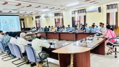 जिला कलक्टर ने आशान्वित ब्लॉक पीपलखूंट को लेकर ली समीक्षा बैठक