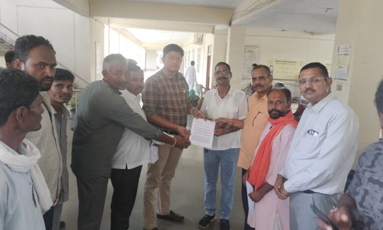 जिलाधीश से ज्ञापन सौंप मांग की है कि कल्याणपुरा को ग्राम पंचायत गाडरीयावास में यथावत रखा जावे जिलाधीश से ज्ञापन सौंप मांग की है कि कल्याणपुरा को ग्राम पंचायत गाडरीयावास में यथावत रखा जावे