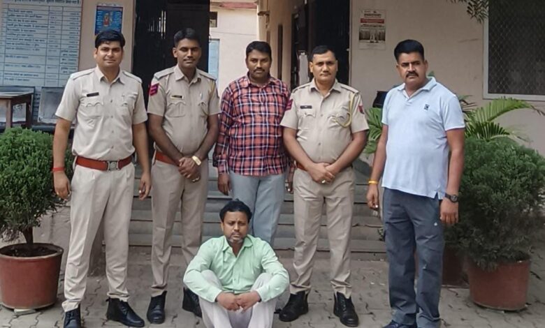 हथियार तस्करी के मामले मे कुख्यात अपराधी गुलाम रसुल फिरोजाबाद उत्तरप्रदेश से गिरफ़्तार