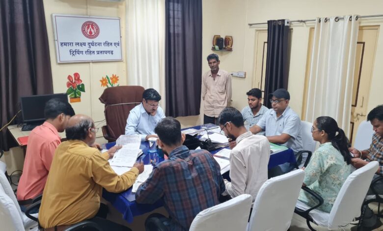 अजमेर डिस्कॉम प्रतापगढ़ में वृतं स्तरीय समझौता समिति की मीटिंग का किया आयोजन 