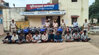 जानलेवा स्टंट करने वालों के खिलाफ कार्यवाही 11 गैरसायल गिरफ्तार  08 स्पोर्ट्स बाईक 207 एमवी एक्ट में जब्त